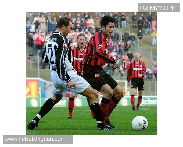 足球明星杨晨的父亲：从平凡到伟大的足球人生启示